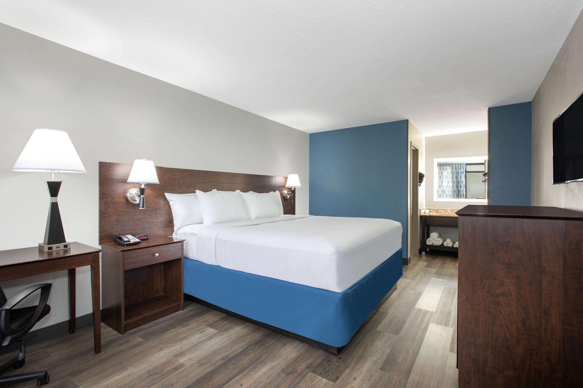 Days Inn By Wyndham Orlando Conv. Center/International Dr Williamsburg Dış mekan fotoğraf