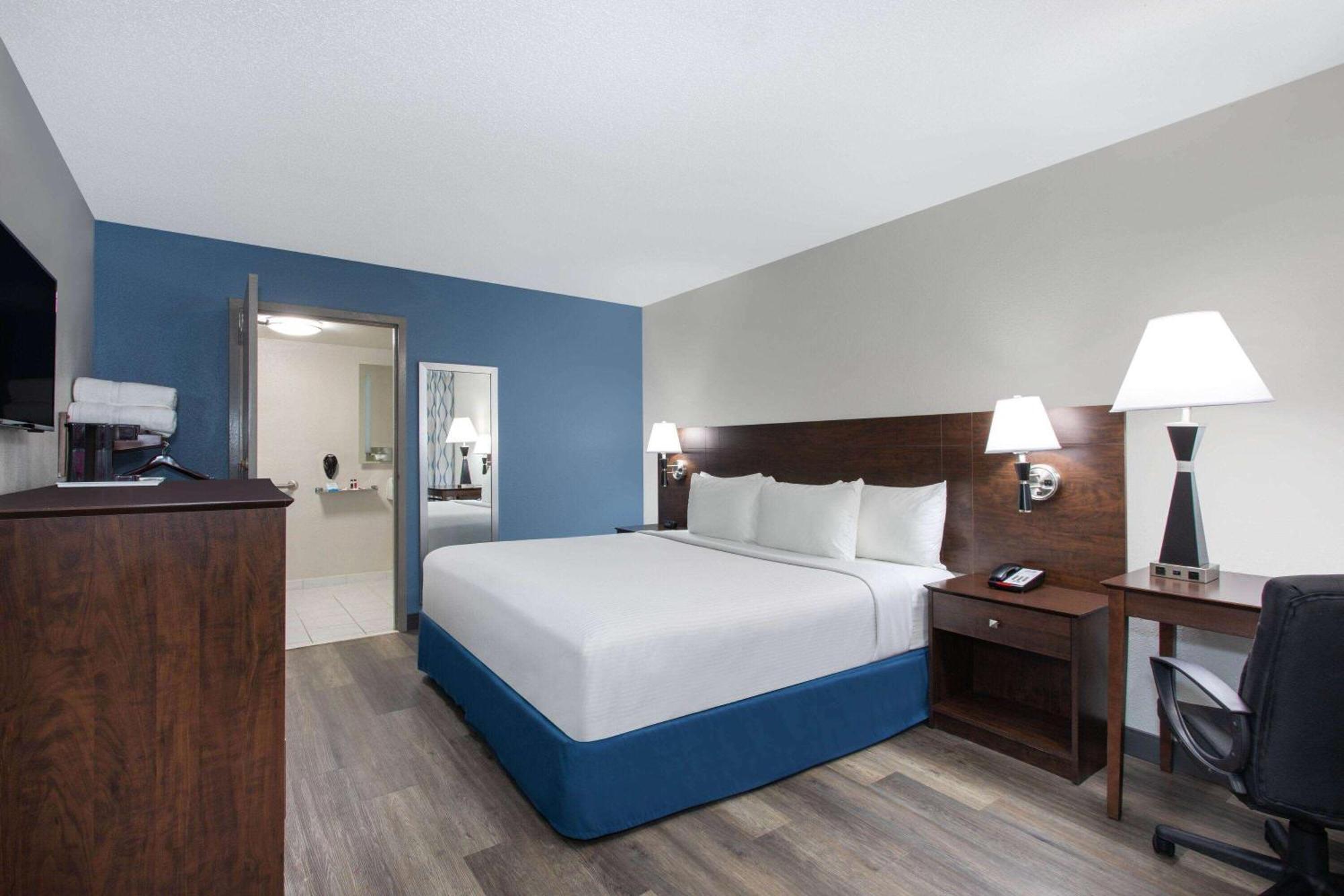 Days Inn By Wyndham Orlando Conv. Center/International Dr Williamsburg Dış mekan fotoğraf